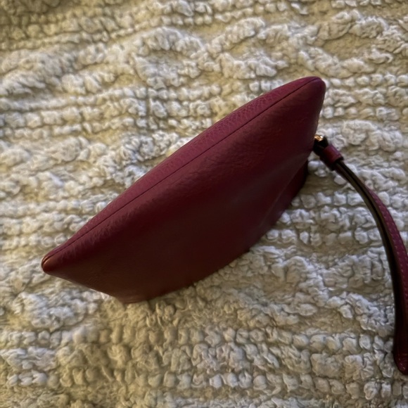 COACH X STAR WARS "ITS YOUR DESTINY" BERRY/LTHR WRISTLET- F88922 - Picture 8 of 8